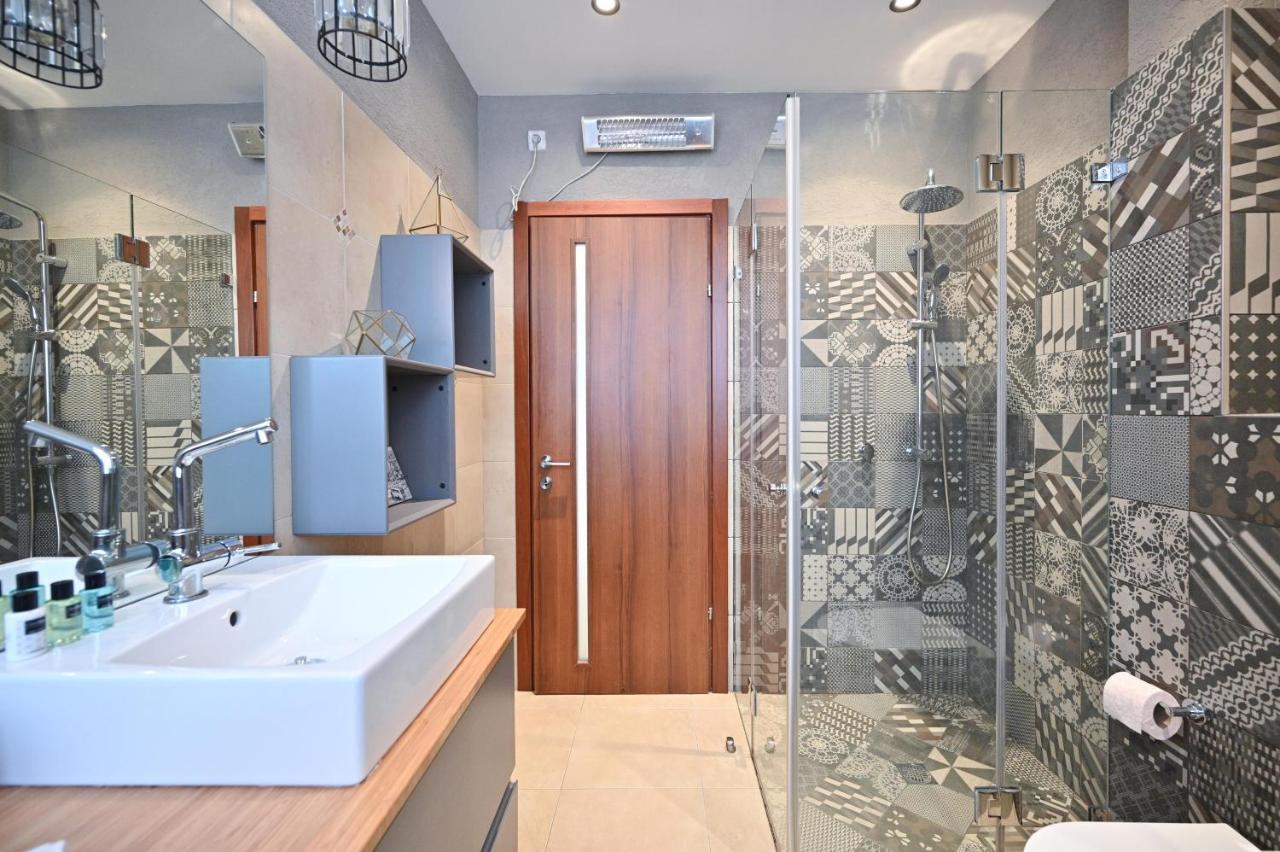 Apartamento Jean Jaures 2Br Dizengoff Gordon By Holyguest Tel Aviv Exterior foto